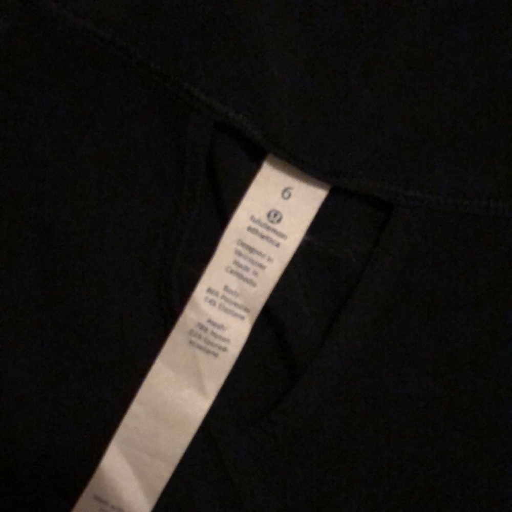 Lululemon Mesh Tank - Picture 5 of 8